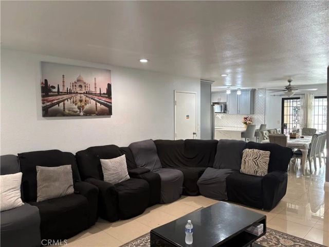 12433 Laurel Avenue, Whittier, CA 90605