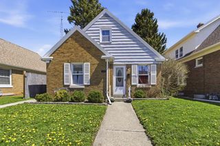 2045 Quincy AVENUE, Racine, WI 53403