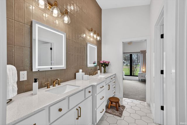 11540 Greyson Alan Drive, Granger, IN 46530