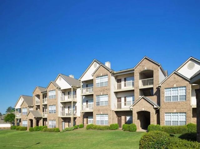 100 Crossing Boulevard 1518, Mcdonough, GA 30253