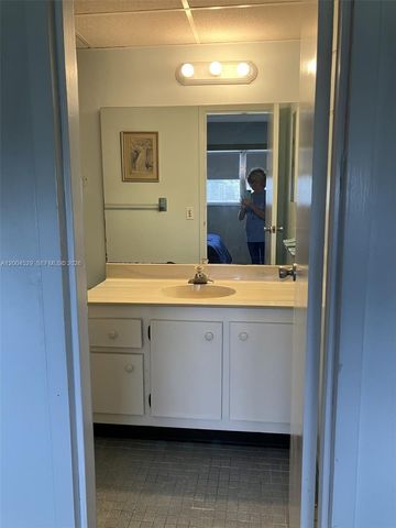 1045 Country Club Drive 307, Margate, FL 33063