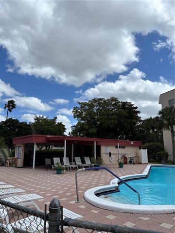 1045 Country Club Drive 307, Margate, FL 33063