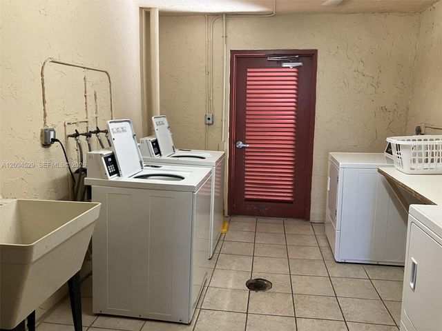 1045 Country Club Drive 307, Margate, FL 33063