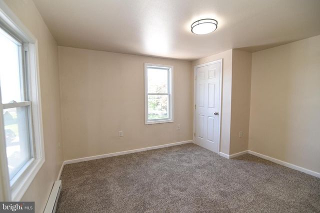 325 FOURTH ST, Waynesboro, PA 17268