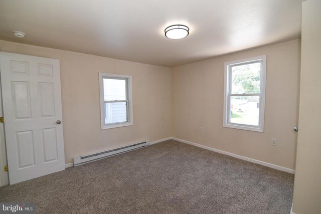 325 FOURTH ST, Waynesboro, PA 17268