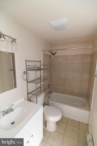 325 FOURTH ST, Waynesboro, PA 17268