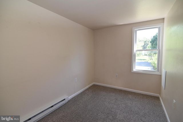 325 FOURTH ST, Waynesboro, PA 17268