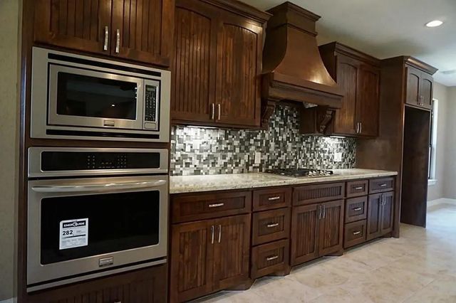6510 Durango Drive, Magnolia, TX 77354