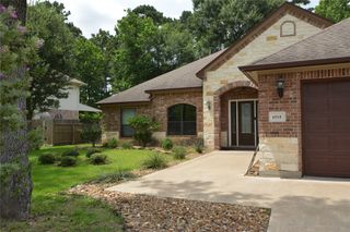 6510 Durango Drive, Magnolia, TX 77354