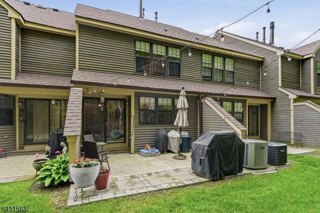 40 Lexington Ln D, West Milford Twp., NJ 07480