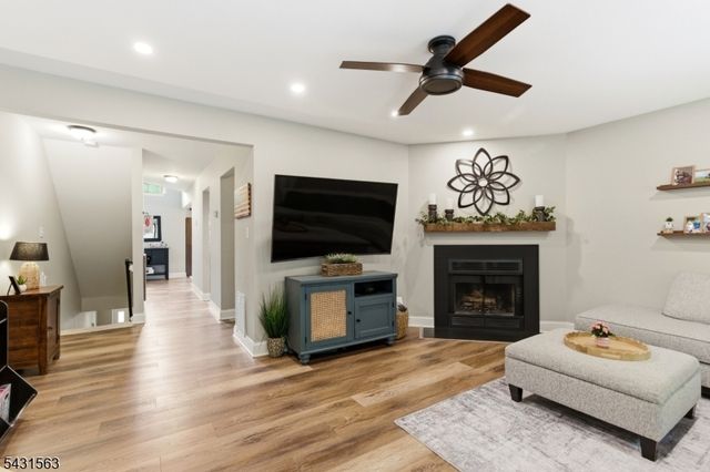 40 Lexington Ln D, West Milford Twp., NJ 07480