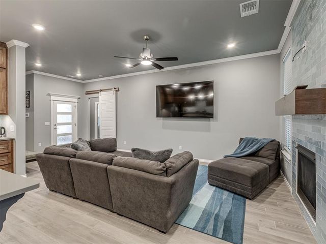 9321 NW 90th Street, Yukon, OK 73099