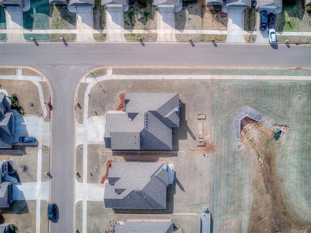 9321 NW 90th Street, Yukon, OK 73099