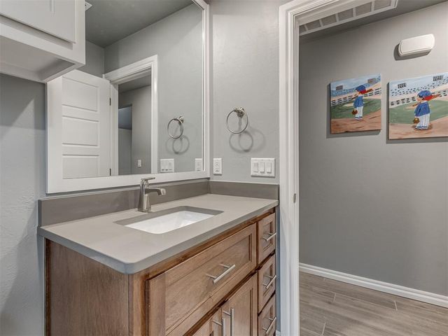 9321 NW 90th Street, Yukon, OK 73099