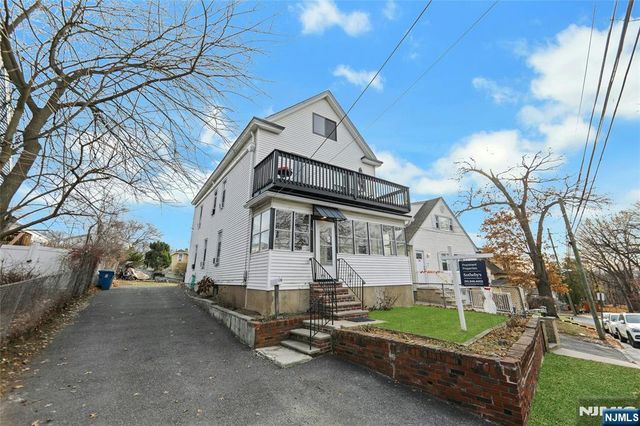 42 Lakeshore Drive, Haledon, NJ 07508