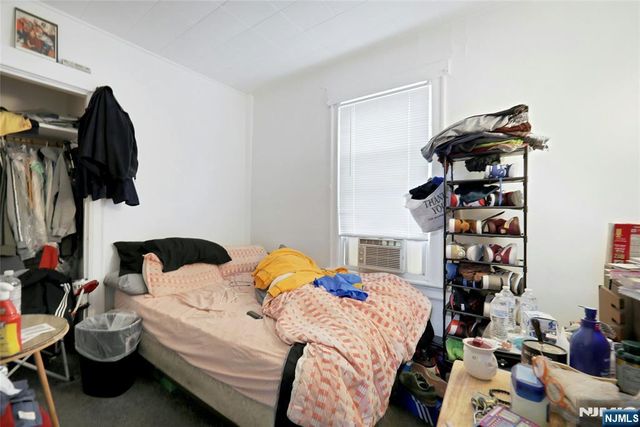 42 Lakeshore Drive, Haledon, NJ 07508