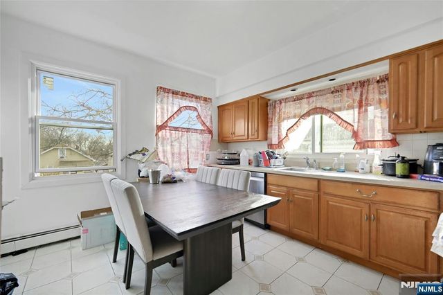 42 Lakeshore Drive, Haledon, NJ 07508