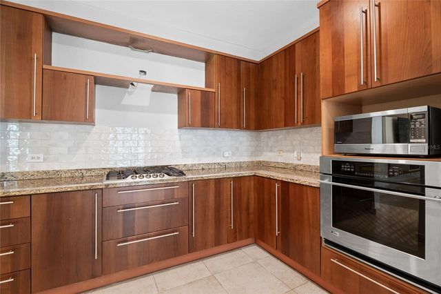 Amber Street TREASURE POINT 34, Dorado, PR 00646