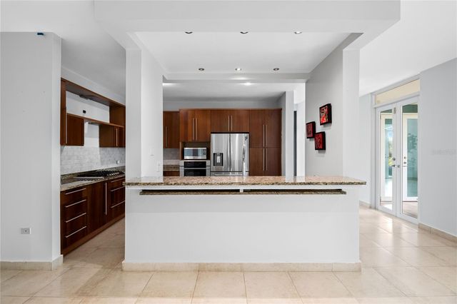 Amber Street TREASURE POINT 34, Dorado, PR 00646