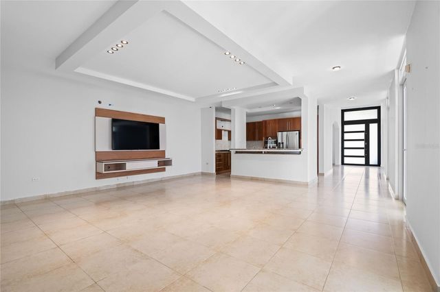 Amber Street TREASURE POINT 34, Dorado, PR 00646