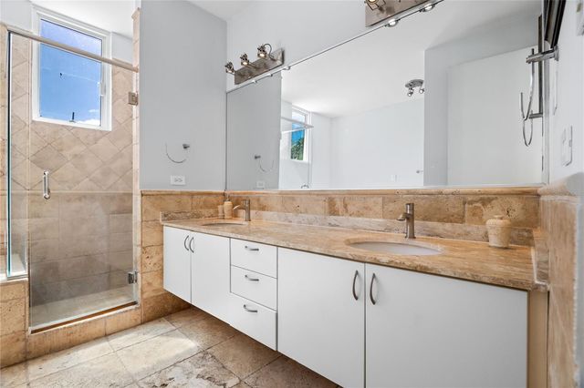 Amber Street TREASURE POINT 34, Dorado, PR 00646