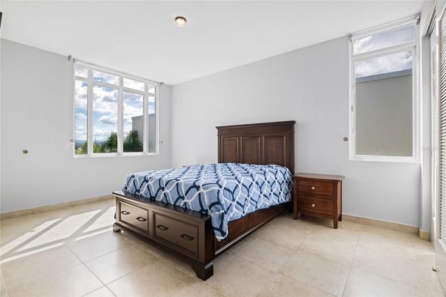 Amber Street TREASURE POINT 34, Dorado, PR 00646