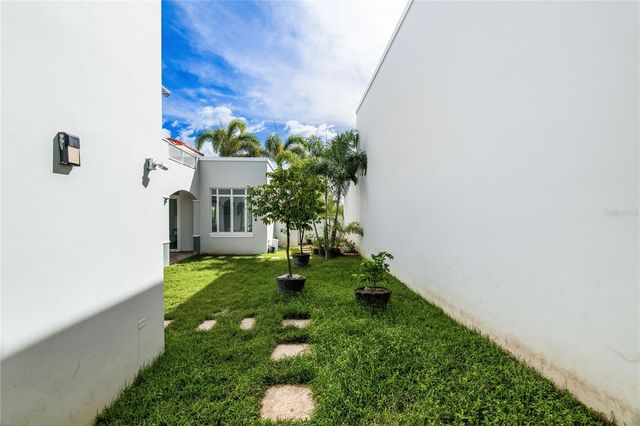 Amber Street TREASURE POINT 34, Dorado, PR 00646