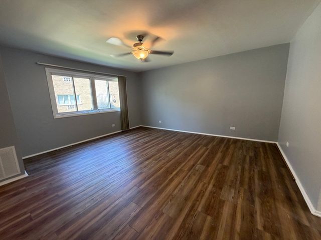 2107 171st Street 2107, Hazel Crest, IL 60429