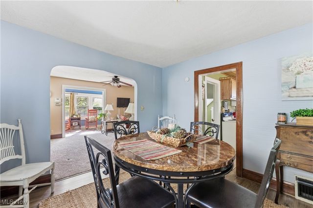 37 Selden Avenue, Akron, OH 44301