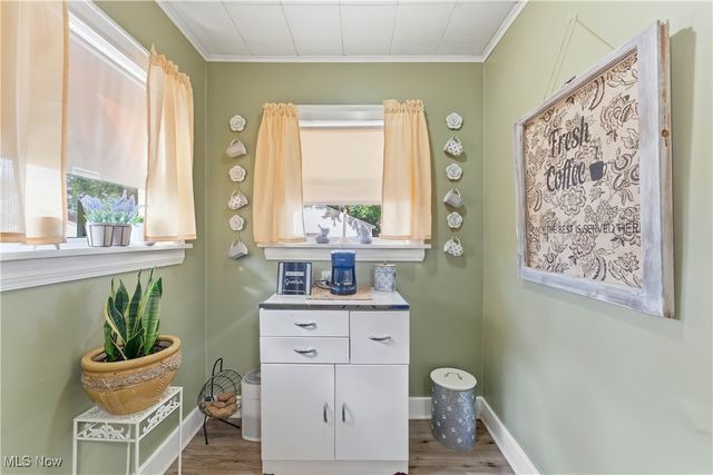 37 Selden Avenue, Akron, OH 44301