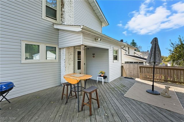 37 Selden Avenue, Akron, OH 44301