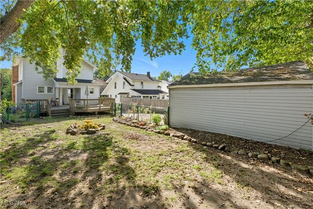 37 Selden Avenue, Akron, OH 44301