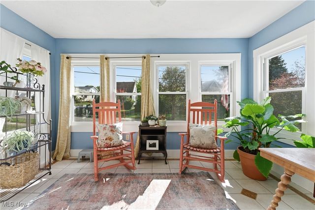 37 Selden Avenue, Akron, OH 44301