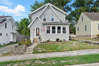 37 Selden Avenue, Akron, OH 44301