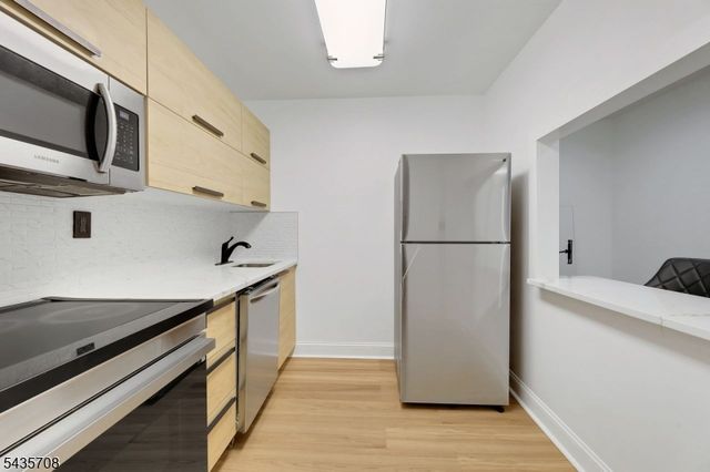 111 Mulberry St 3T, Newark City, NJ 07102