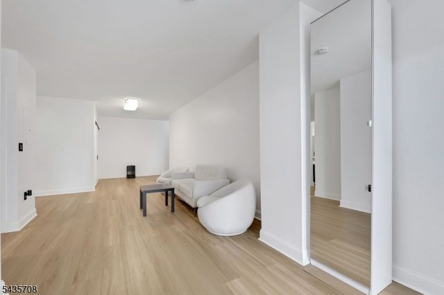 111 Mulberry St 3T, Newark City, NJ 07102