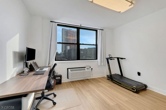 111 Mulberry St 3T, Newark City, NJ 07102