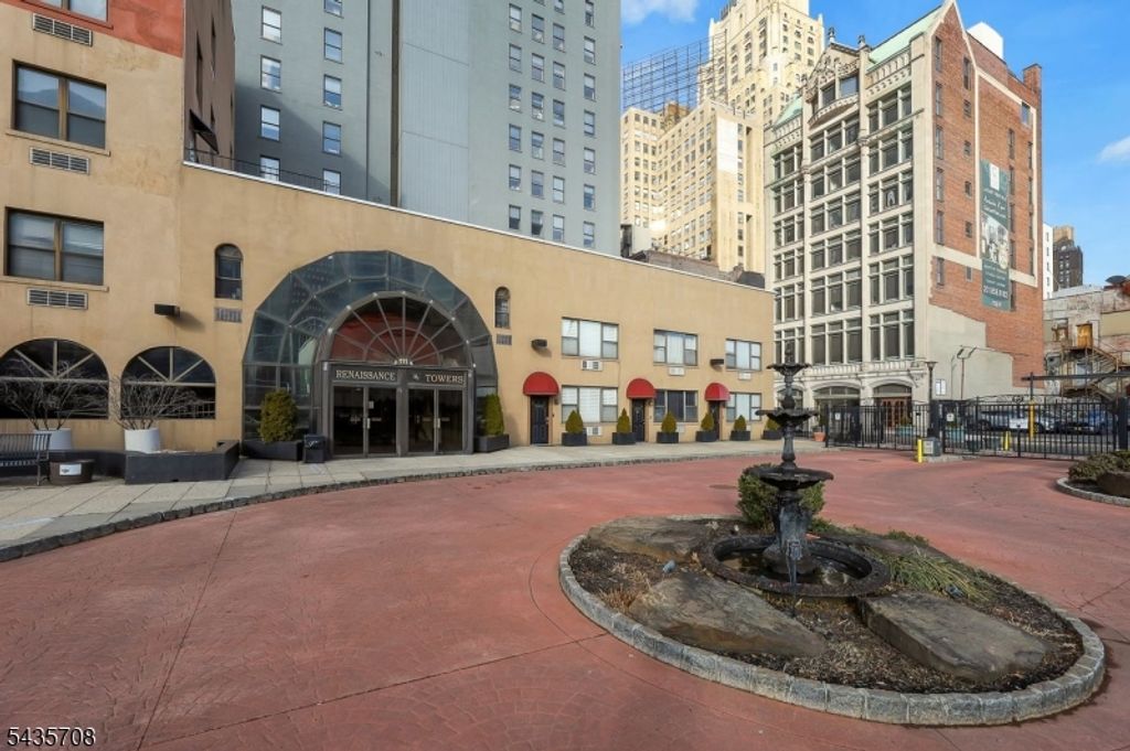 111 Mulberry St 3T, Newark City, NJ 07102
