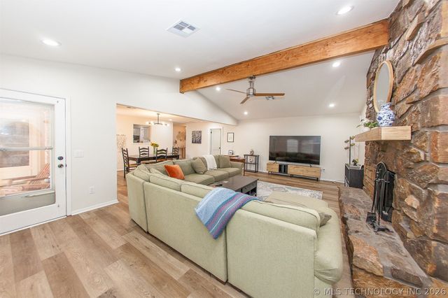 5912 E 80th Street, Tulsa, OK 74136