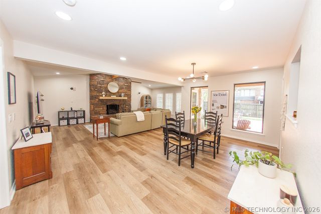 5912 E 80th Street, Tulsa, OK 74136