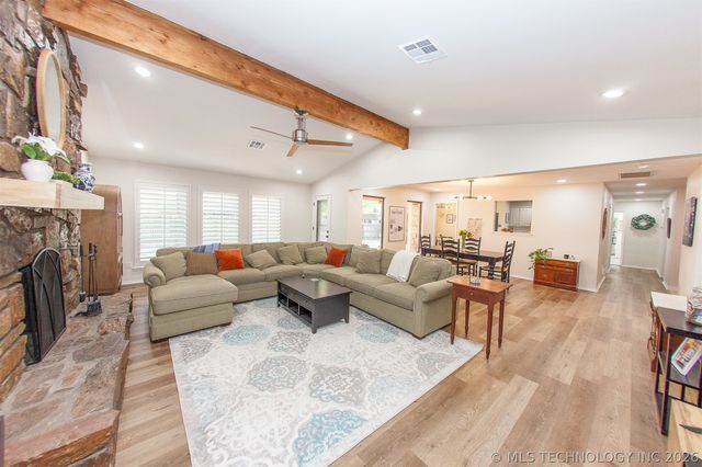 5912 E 80th Street, Tulsa, OK 74136