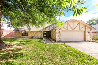 5912 E 80th Street, Tulsa, OK 74136