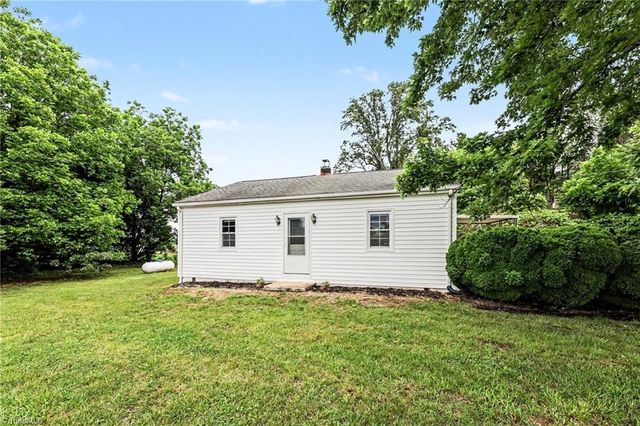 3389 NC Highway 704 E, Lawsonville, NC 27022