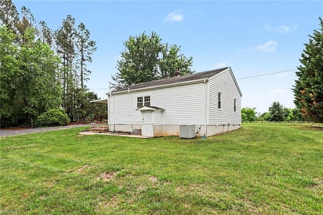 3389 NC Highway 704 E, Lawsonville, NC 27022