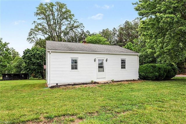 3389 NC Highway 704 E, Lawsonville, NC 27022