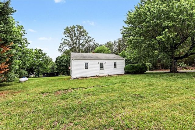 3389 NC Highway 704 E, Lawsonville, NC 27022