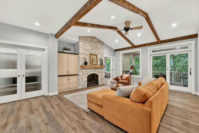 4184 Stone Point Drive NE, Rochester, MN 55906