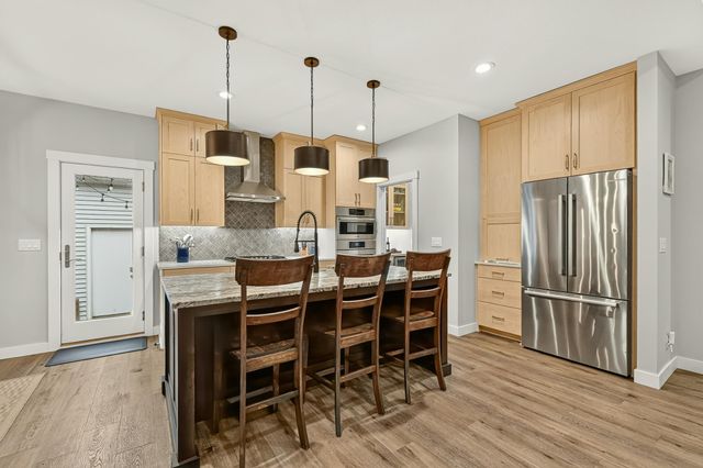 4184 Stone Point Drive NE, Rochester, MN 55906