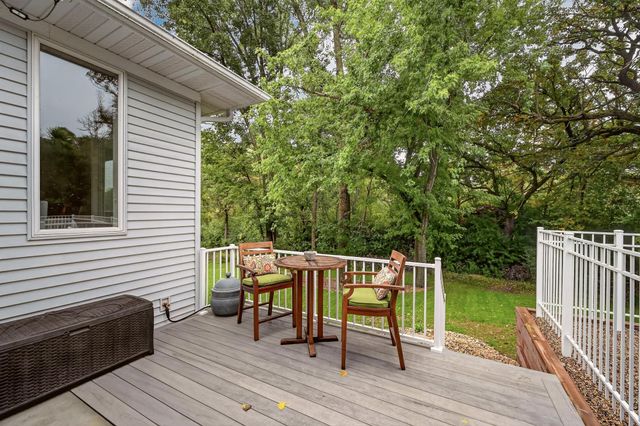 4184 Stone Point Drive NE, Rochester, MN 55906