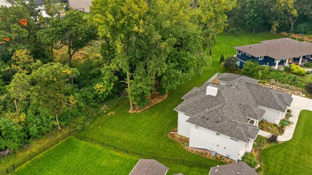 4184 Stone Point Drive NE, Rochester, MN 55906